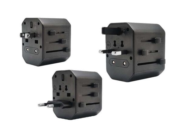 <b>World Travel Adapter</b> - with 10.5W PD - Image 2