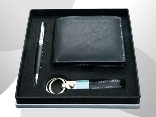 <b>3pc Wallet set</b> <br> with leather wallet, keychain and leather look pen