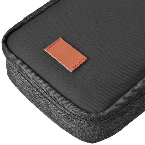<b>Tach:</b> Water-Resistant, Adjustable Storage. - Image 3