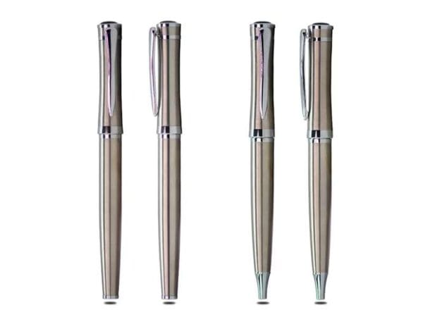 <b>Baronet pen set</b><br>Silver-body roller pen with matching ball pen
