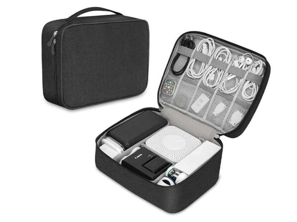 <b>Casey - Black </b><br>Accessory pouch