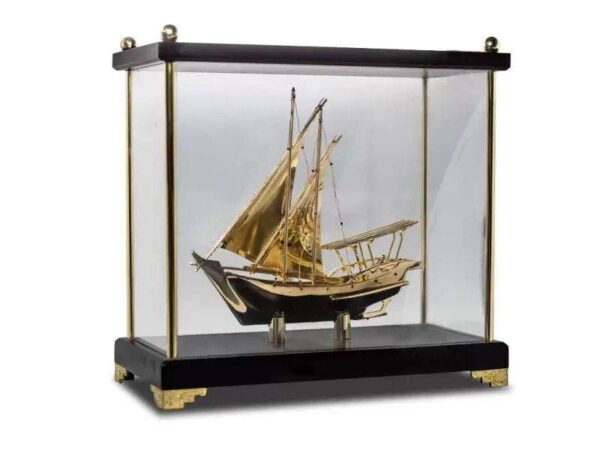 <b>Executive dhow</b>