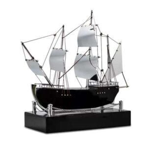 <b>The Nautilus (Silver)</b>