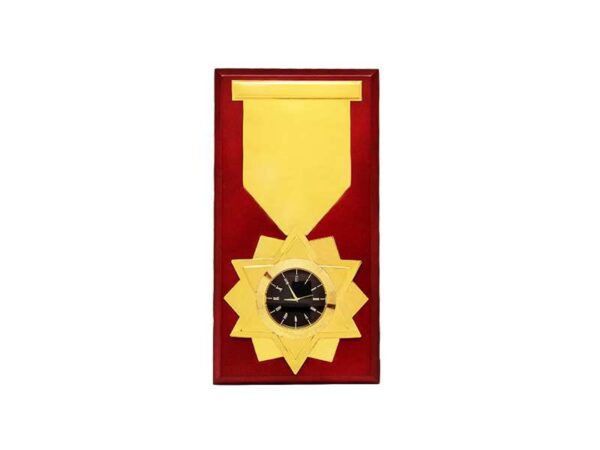 <b>Honour Trophy</b> (Gold)