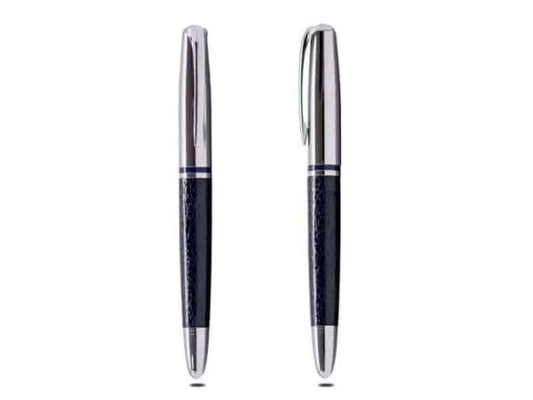 <b>Viper</b><br>Black leather Roller pen