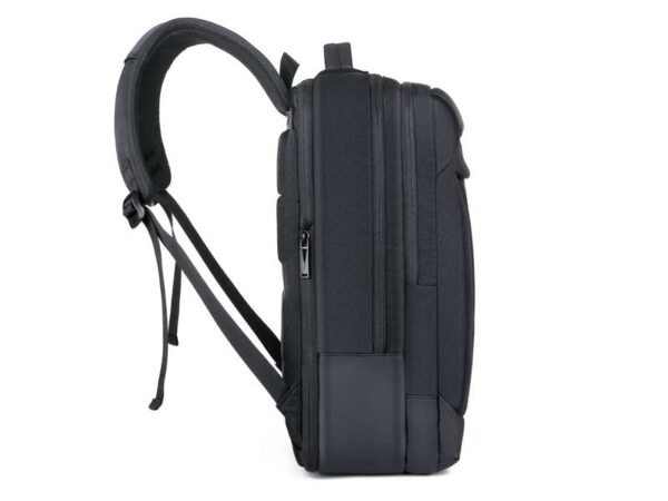<b>Extender</b>Travel Backpack - Image 4
